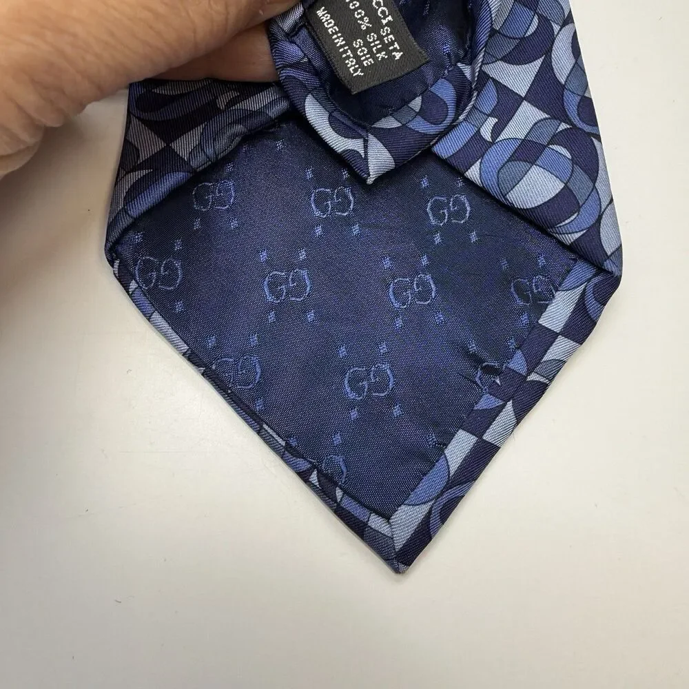 GUCCI Made In Italy Blue Geometric 100% Silk Tie